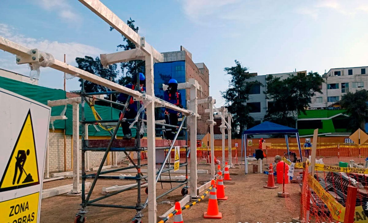 Avanzan los trabajos en los espacios de contingencia de la IE San Felipe