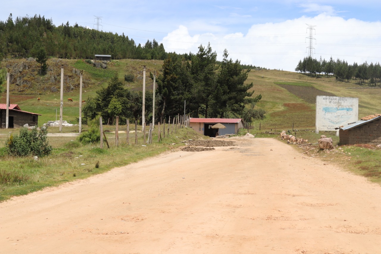 Gestión municipal saliente deja todo listo para continuar la ejecución del proyecto vial Cajamarca – Cumbe Mayo – Chetilla – Chonta Baja 