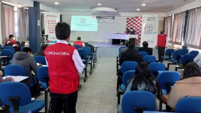 “La Contraloría te escucha” llegó a tres provincias de la región Pasco durante el año 2022