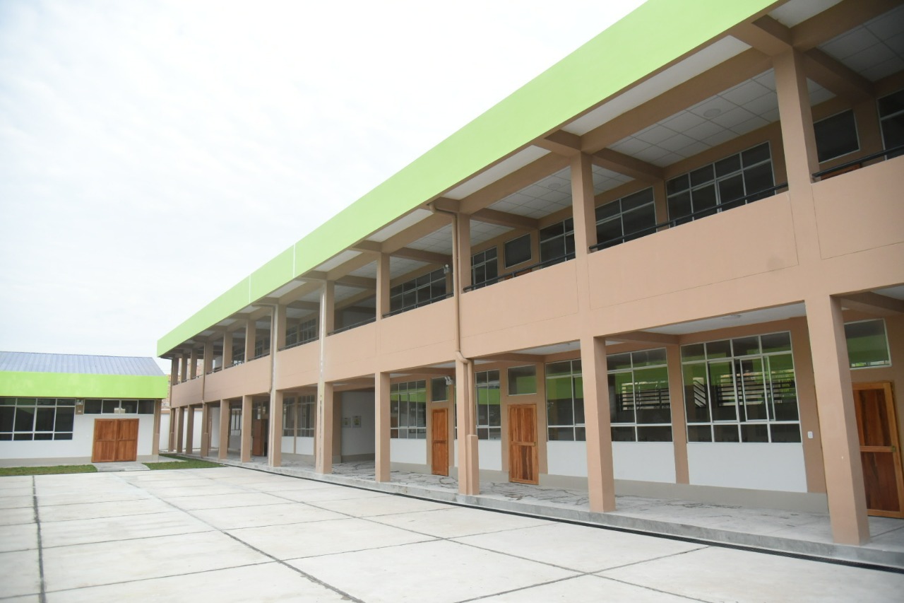 Más De 800 Estudiantes Se Benefician De La Moderna Infraestructura Del Colegio Melvin Jones En Iquitos