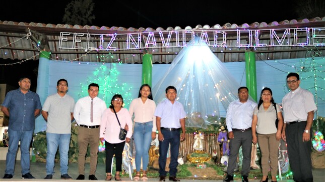 Se realizó tradicional encendido del Árbol Navideño en el distrito de Olmos