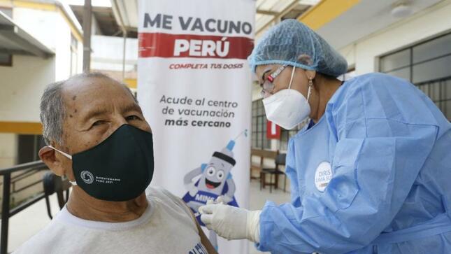 Covid-19: Perú cuenta con protocolo para la aplicación de la dosis de refuerzo bivalente 