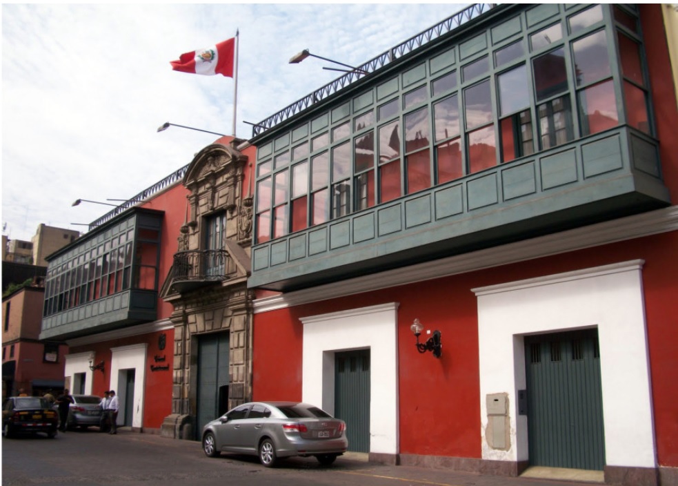 Fachada del TC, Centro de Lima