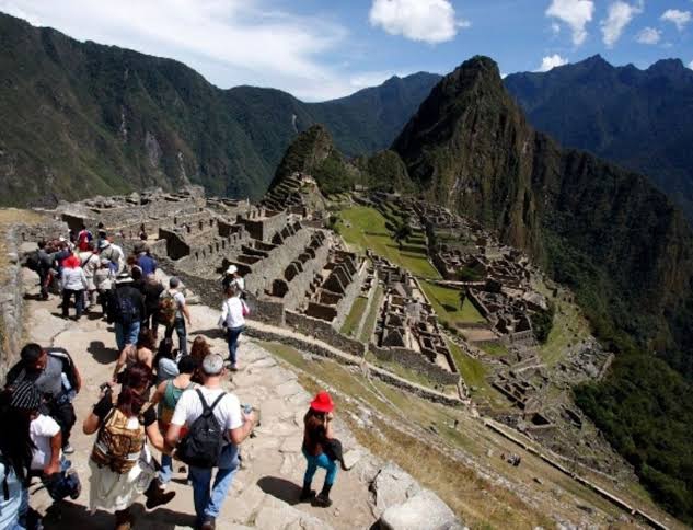 Frente de Defensa y gremios de Machupicchu acuerdan suspender medidas de protesta y dialogar con la ministra de Cultura