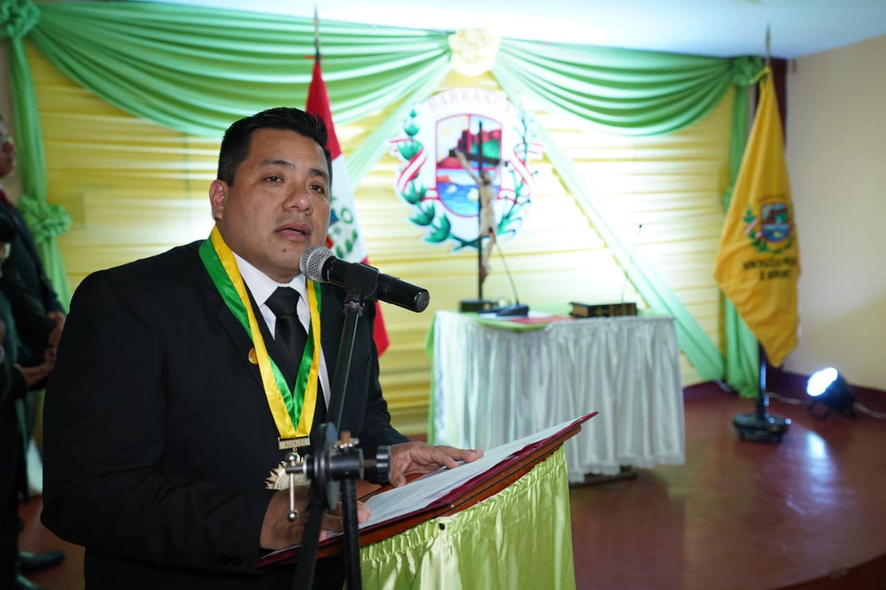 Juramentación e Imposición de Medallas del Alcalde Provincial