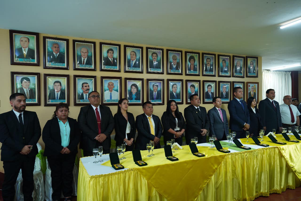 Juramentación e Imposición de Medallas del Alcalde Provincial