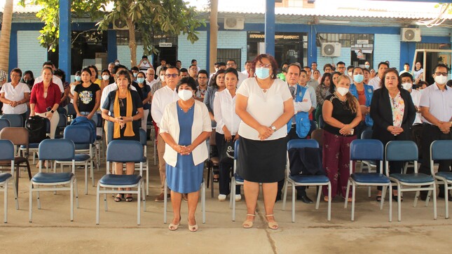 Trabajadores de UGEL Sullana.