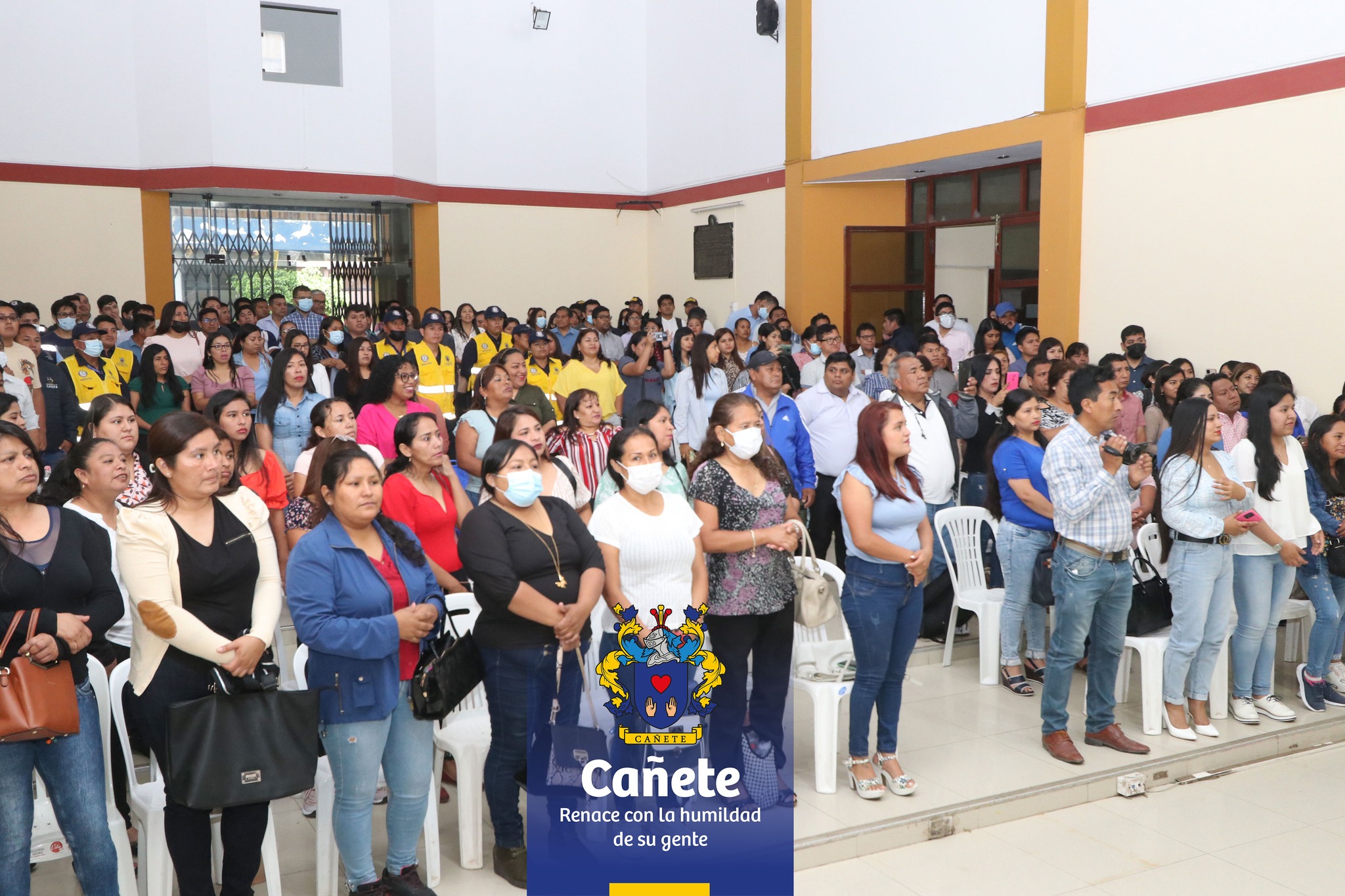 Reunión con trabajadores