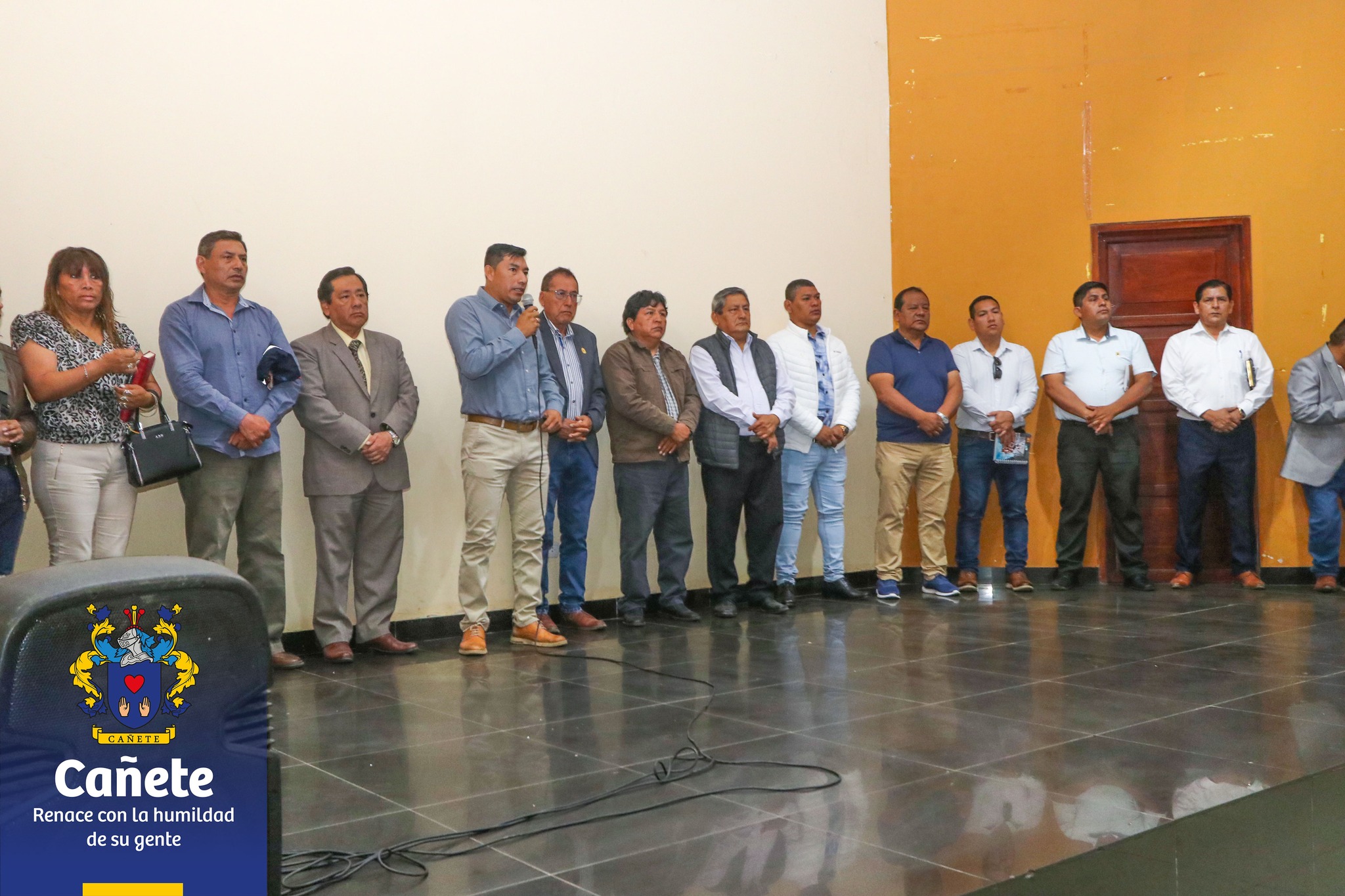 Reunión con trabajadores