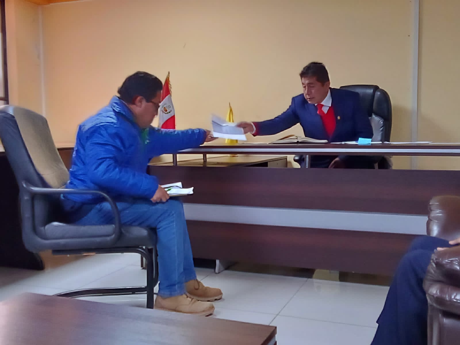 Jefe de Electrocentro Pasco Sostuvo Reunión con Nuevas Autoridades Ediles.