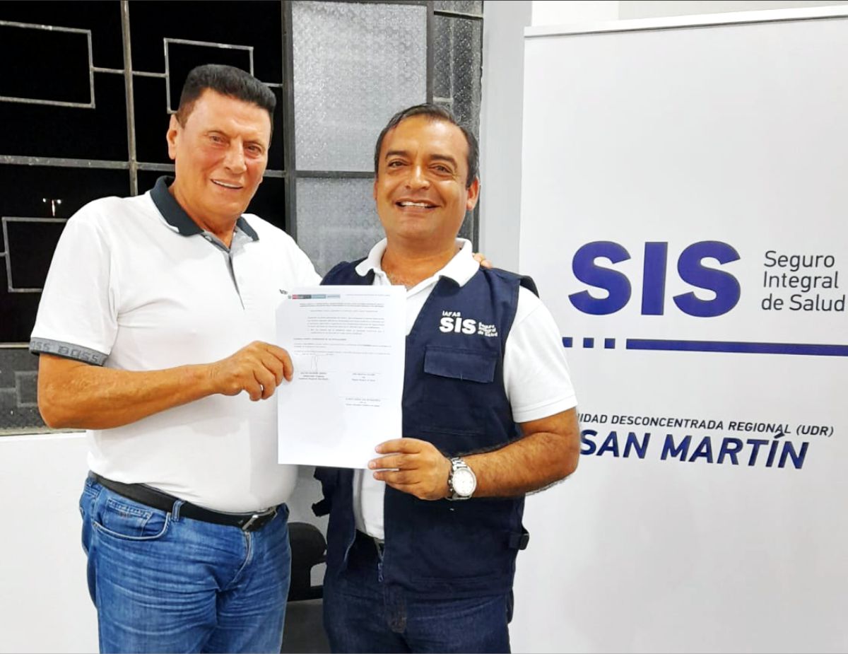 Goresam firma adenda de convenio con SIS para garantizar atención de asegurados