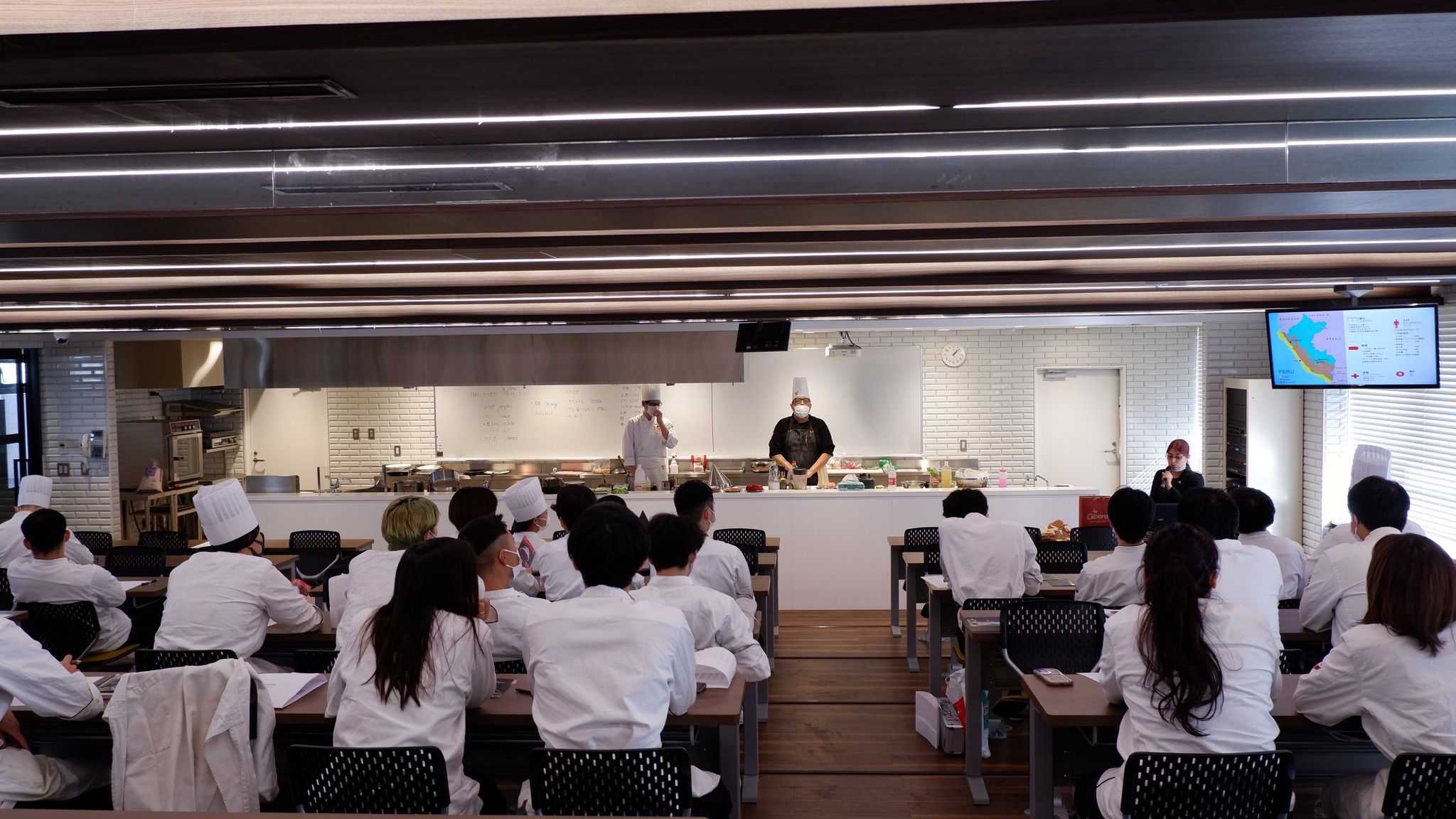 Clase magistral de gastronomía peruana en Japón