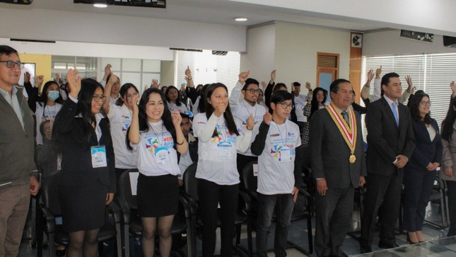 ANA juramenta a estudiantes de la Red Agua Joven en el Valle del Mantaro 