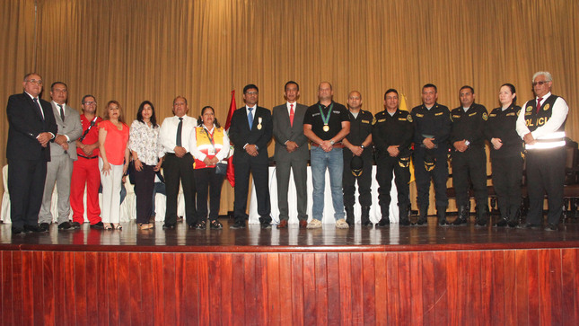 Foto de instalación el CODISEC en Chorrillos y alcalde Fernando Velasco declara lucha frontal contra la delincuencia