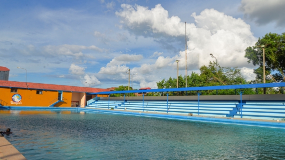 PISCINA OLIMPICA