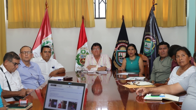 se desarrolló el primer taller informativo sobre los procesos operativos del Programa Pensión 65, con la participación del alcalde Provincial de Utcubamba, Diógenes Celis Jiménez, alcaldes distritales