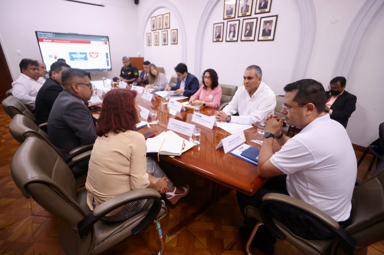El titular del Interior remarcó que el trabajo conjunto entre el Ejecutivo y autoridades locales es fundamental para potenciar la seguridad ciudadana.