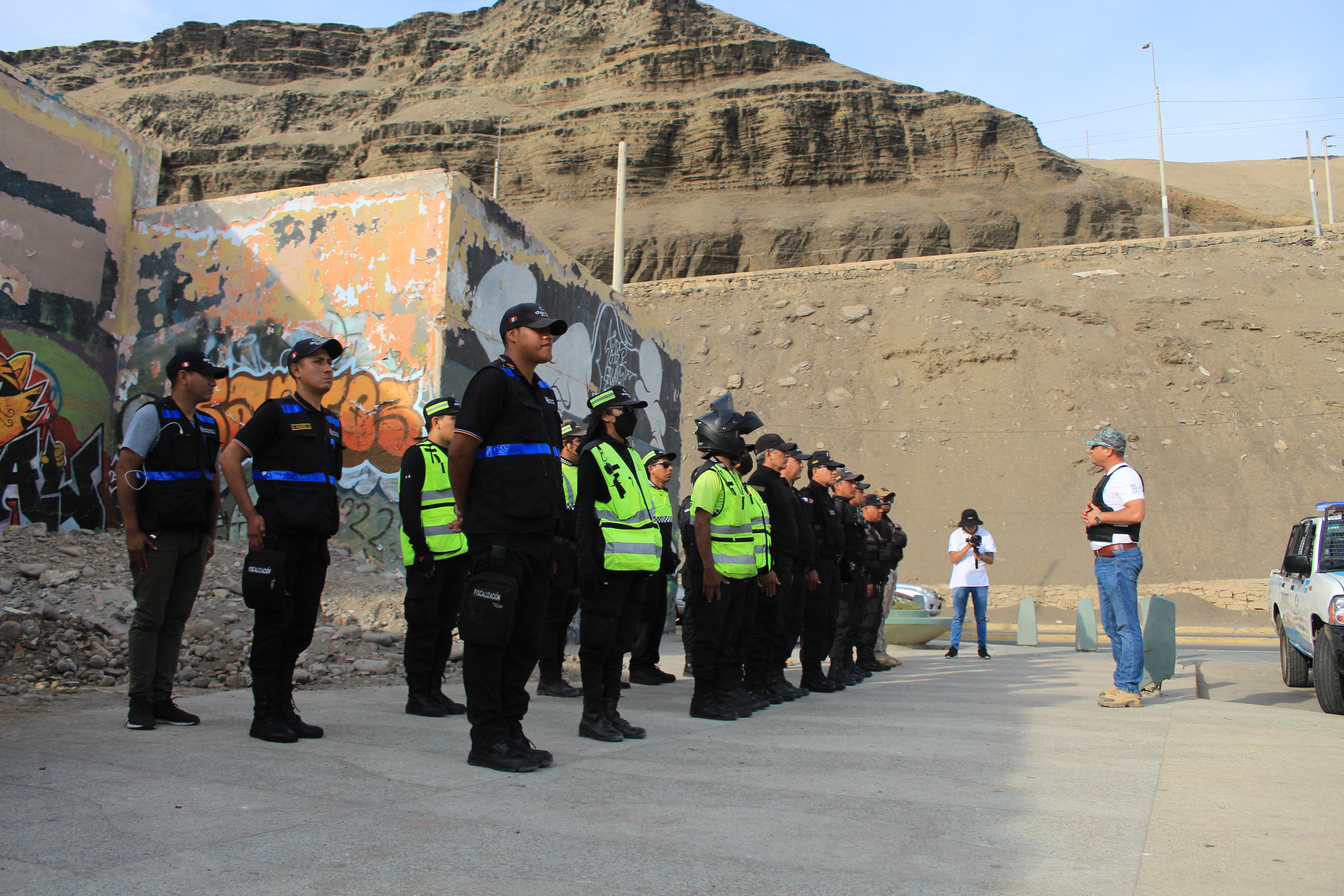 Foto Primer operativo de impacto en playa La Herradura permite decomisar bebidas alcohólicas