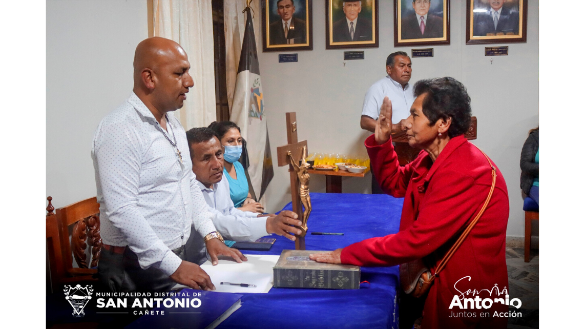 El Sr. alcalde de la Municipalidad Distrital de San Antonio Juan Edgar Malásquez Jara y regidores, fueron testigos de la conformación del Comité de Damas de Apoyo al Concejo Municipal.