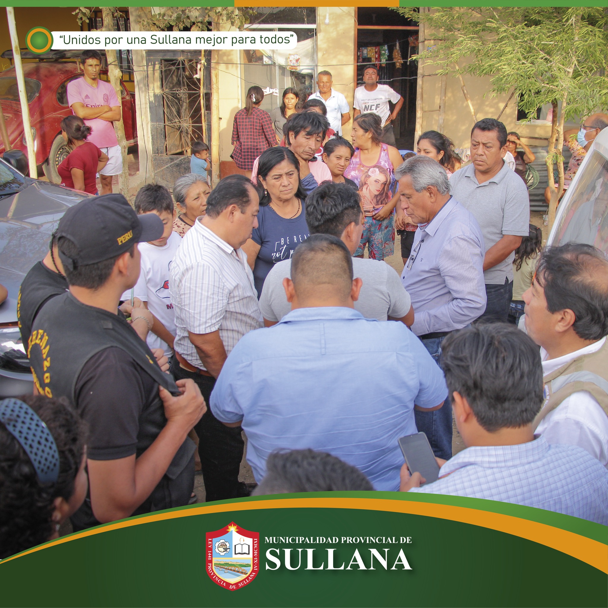 Alcalde de Sullana Ing. Marlem Mogollón y Regidores llevan ayuda a Víctimas de Incendio en Urb Popular Videnita