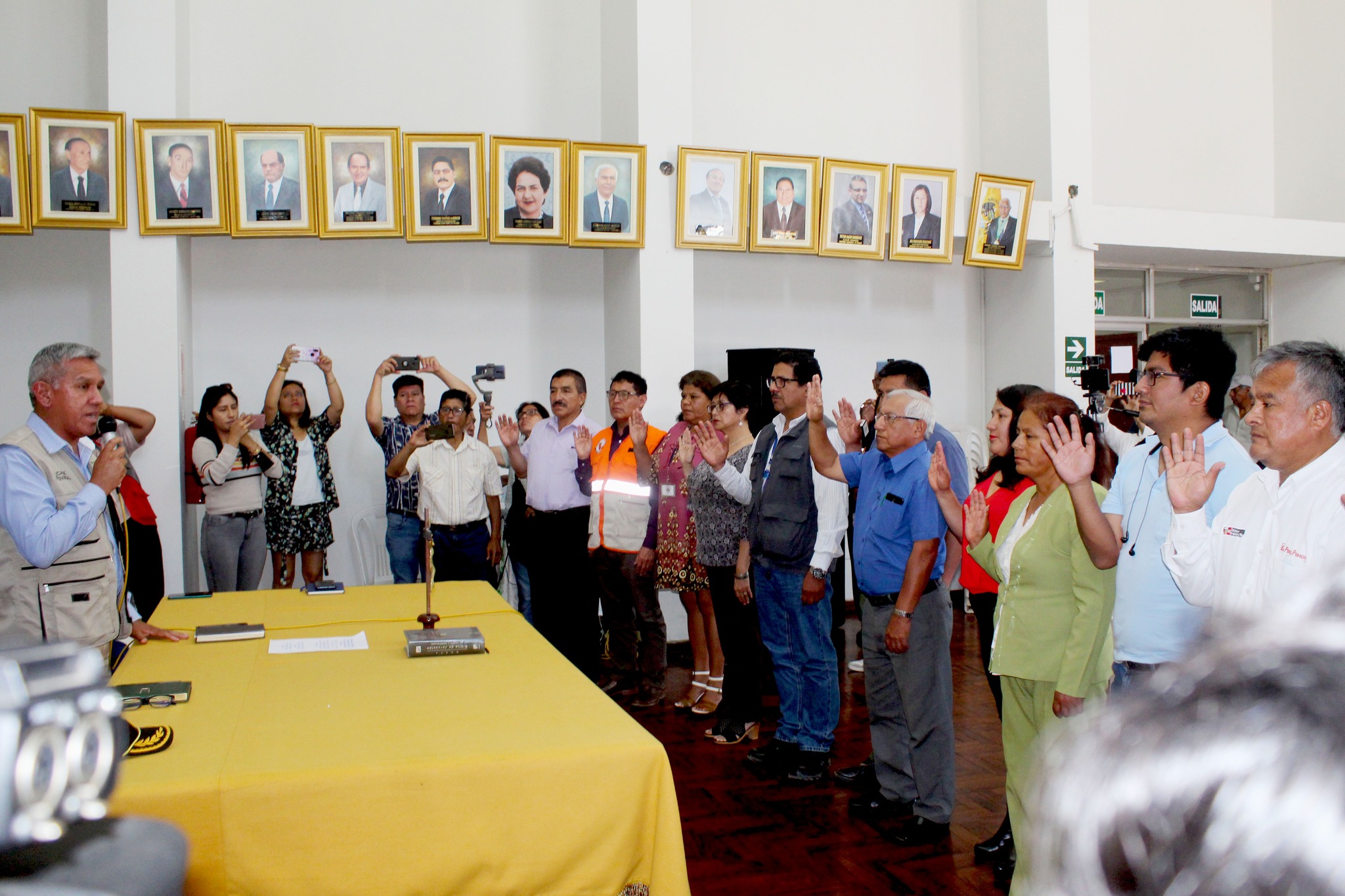 Alcalde Fernando Cárdenas juramentó como presidente de la Plataforma Provincial de Defensa Civil de Huaral
