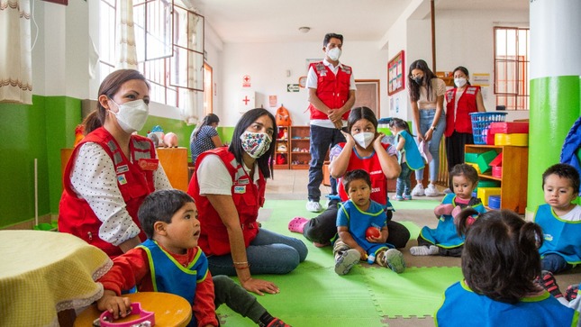 Cuna Más supervisa la atención brindada a las niñas y niños usuarios del CIAI Esponjitas del Saber en Huaycan
