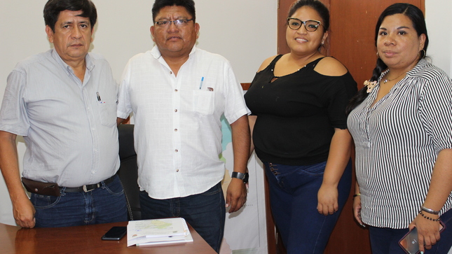 Director de UGEL Chulucanas y equipo de funcionarios junto al alcalde del distrito de La Matanza