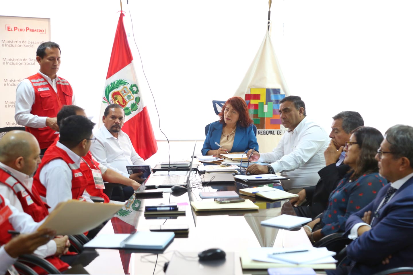 Presentan programas sociales y estrategia de articulación en primera reunión con el Midis