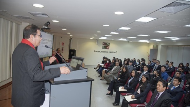 Nota de Prensa: Presidente de la Corte dio la bienvenida a 45 secigristas 