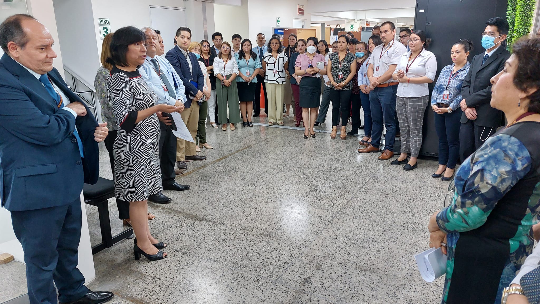 Personal administrativo de la CSJLE.