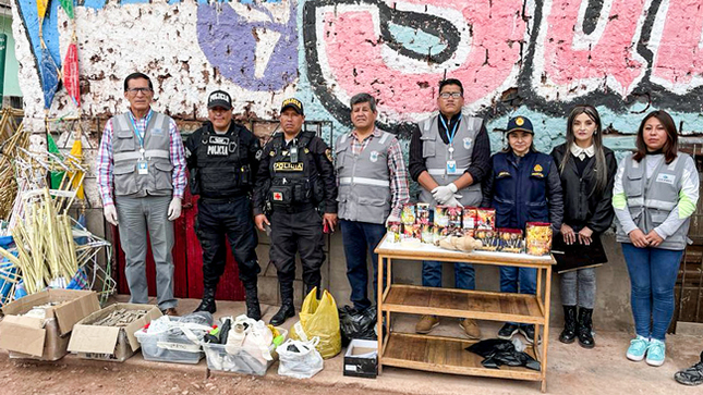 Sucamec y PNP allanan depósito clandestino de pirotécnicos en Cusco
