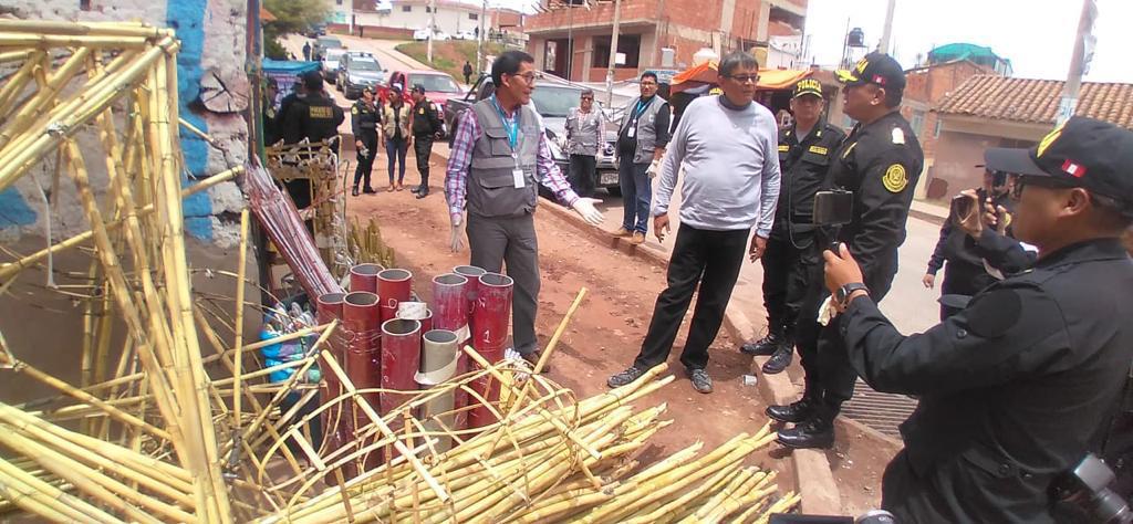 Sucamec y PNP allanan depósito clandestino de pirotécnicos en Cusco