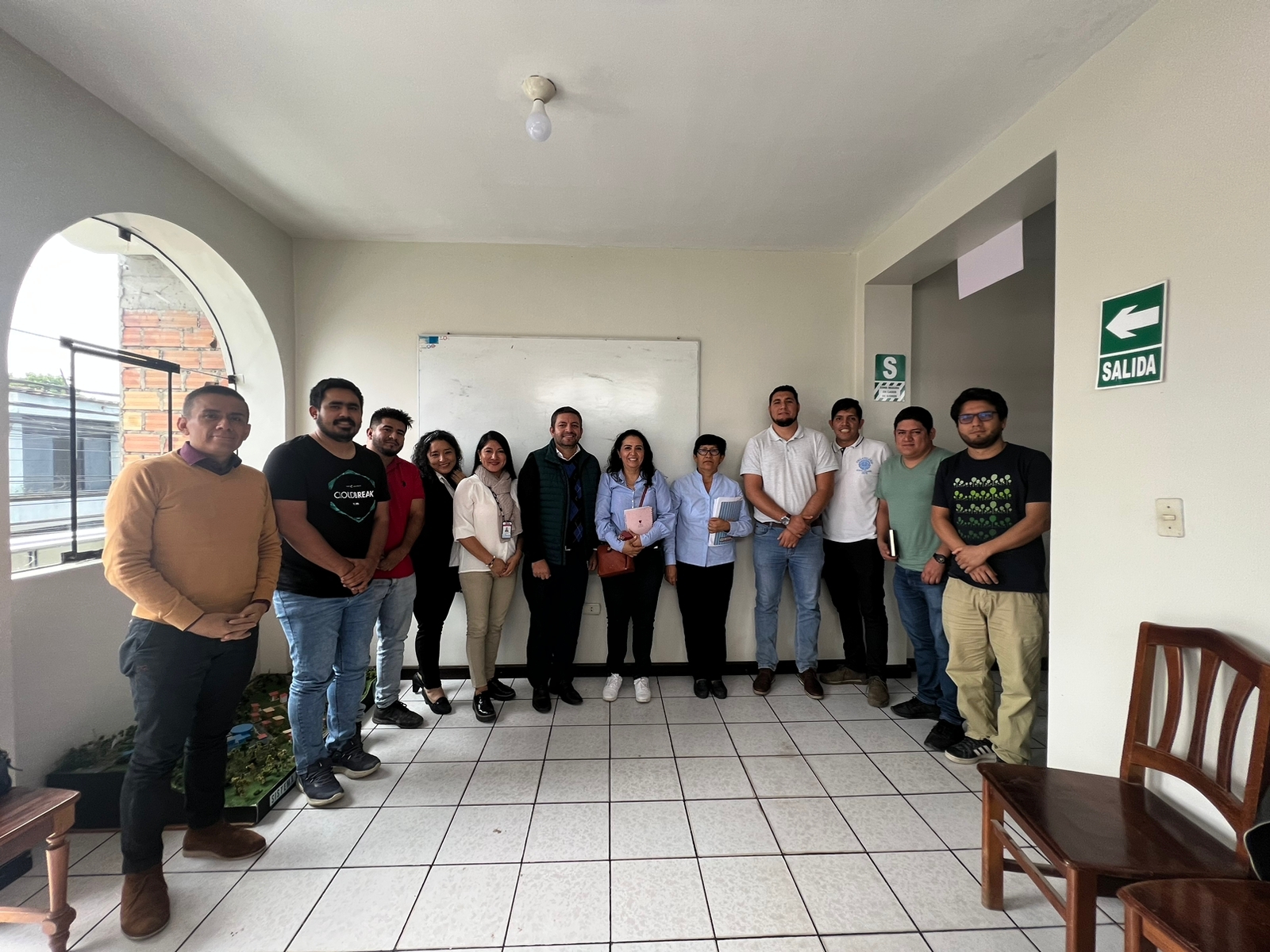 Foto reunión sobre el agua