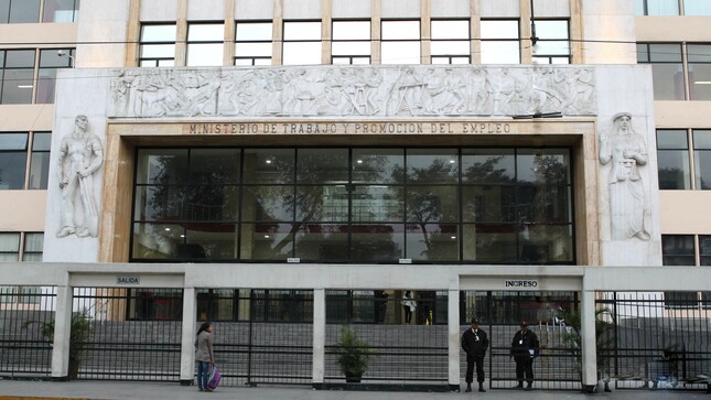 Fachada del MTPE