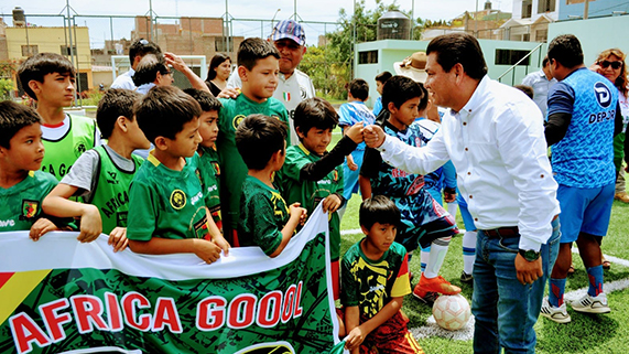 Inauguración de cancha deportiva
