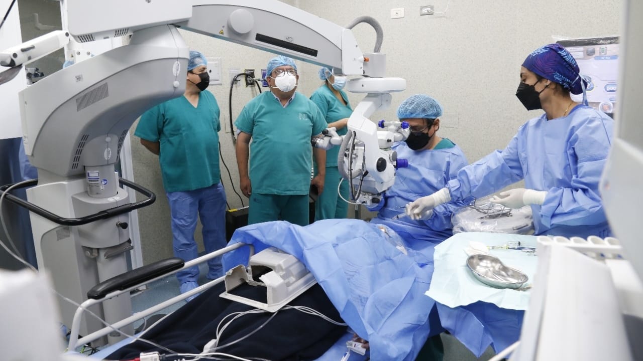 Instituto Nacional de Oftalmología inició programa de desembalse de operaciones de catarata
