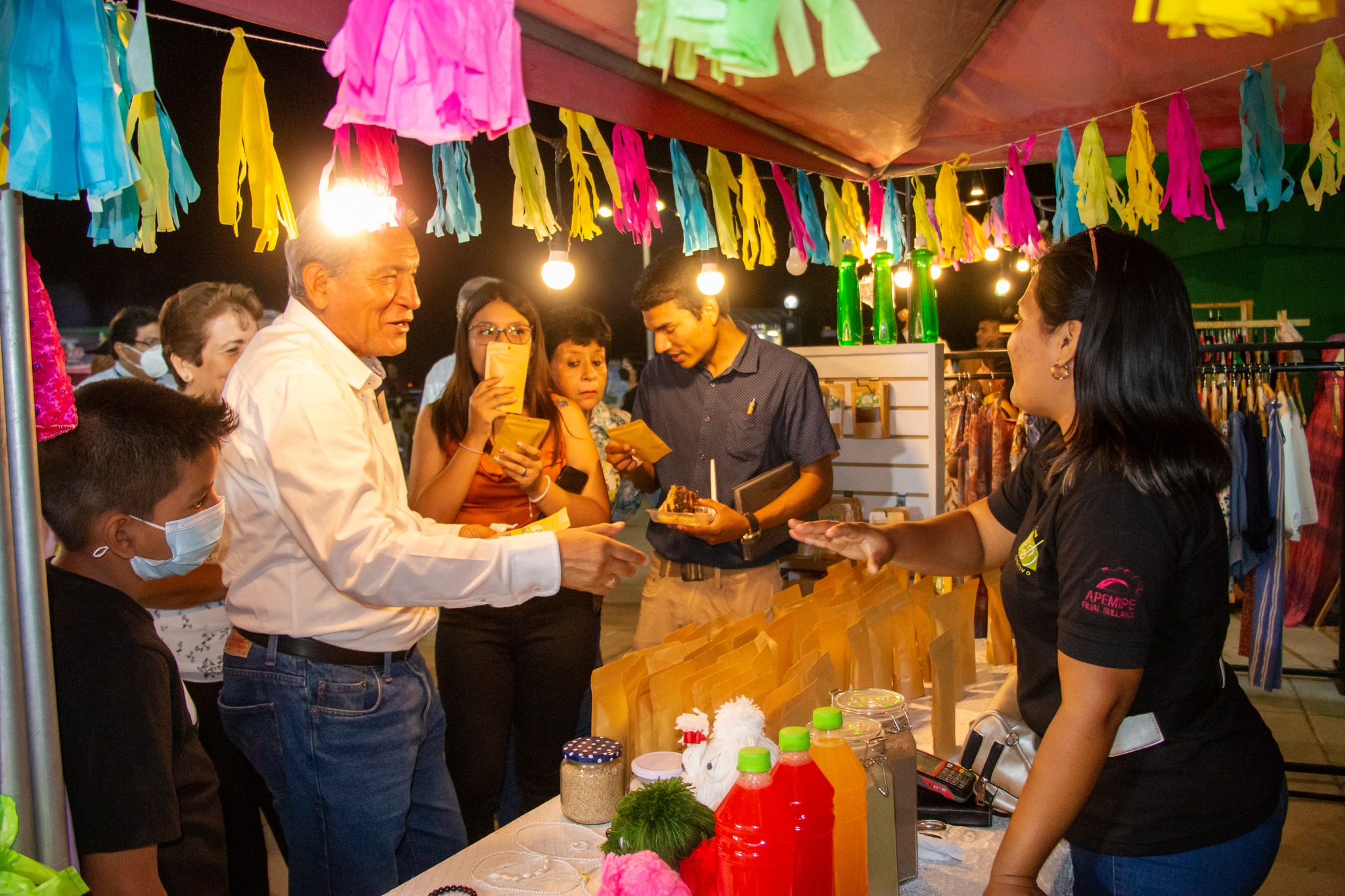 Alcalde de Sullana Ing. Marlem Mogollón Meca inaugura Feria Sullana Emprende 2023
