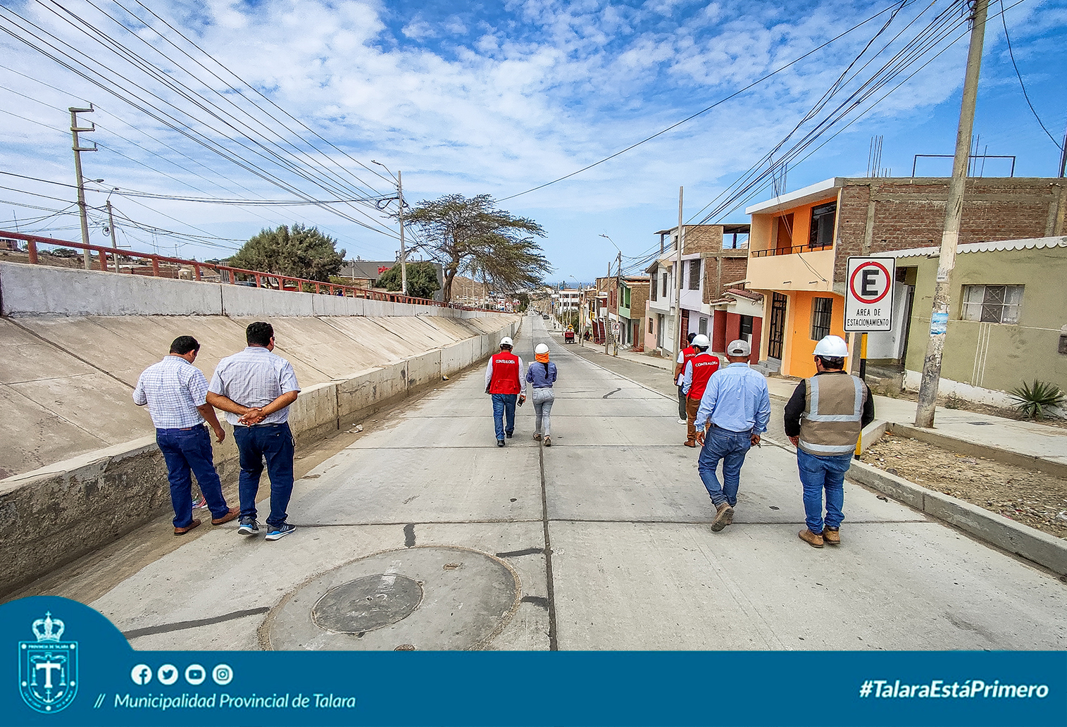 Contraloría realiza verificación en obra de pavimentación.