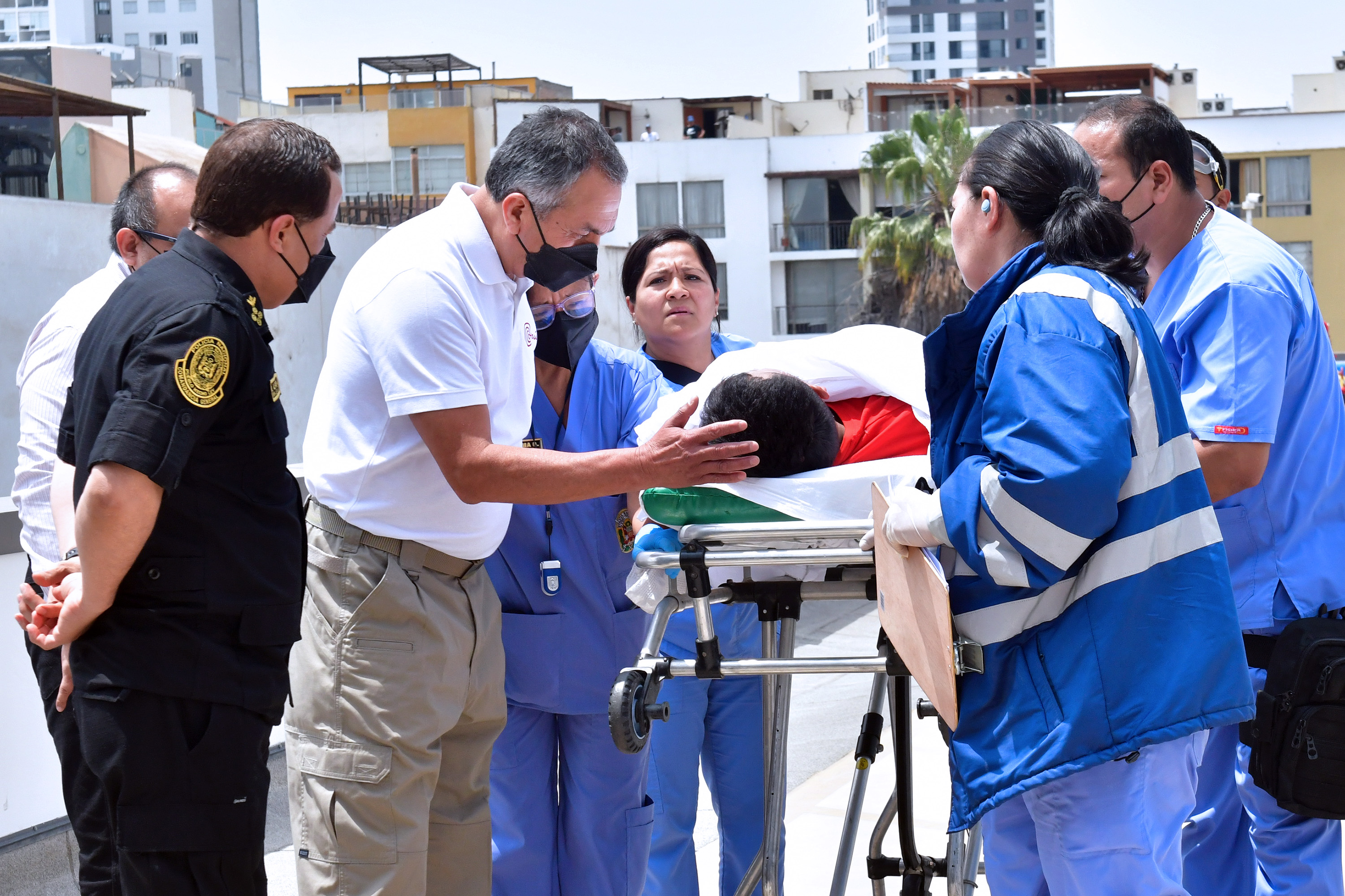 Ministro Vicente Romero reitera su respaldo total a las fuerzas del orden