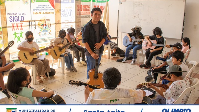 Nuestros talleres de verano son un éxito y se ve reflejado en la alegría de nuestros niños #santaniteses que disfrutan de las diferentes actividades que realiza el municipio liderado por nuestro alcalde Olimpio Alegría.
#OLIMPIOALEGRIA 
#SantaAnita 
#talleresdeverano2023