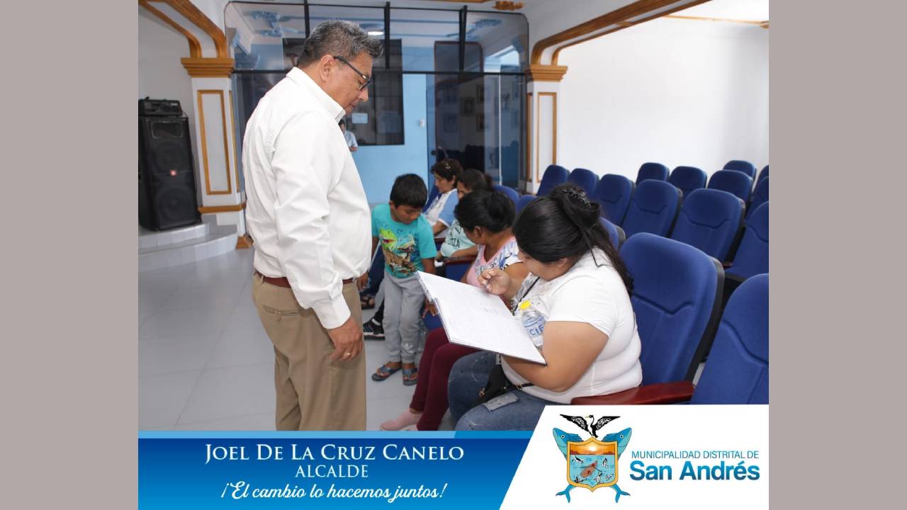 Representantes Del Programa Del Vaso De Leche, Se Reunieron Con Alcalde, Regidores Y Funcionarios.