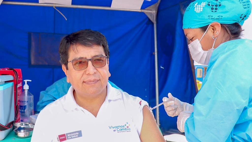 Lima norte más de 380 mil adultos mayores de 60 años recibirán la vacuna bivalente contra la covid-19