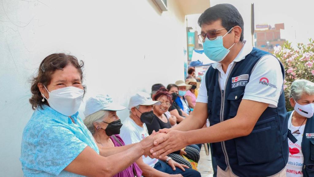 Lima norte más de 380 mil adultos mayores de 60 años recibirán la vacuna bivalente contra la covid-19