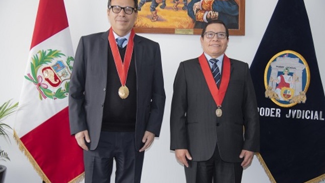 Nota de Prensa: Presidente de la Corte Junín recibió visita de presidente de la Comisión Regional Anticorrupción