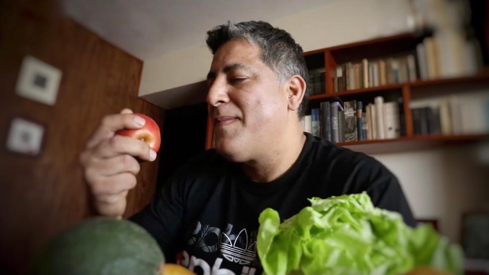 Consumir agua, frutas y verduras a diario evita la deshidratación