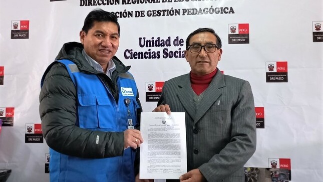 Docentes fueron reconocidos.