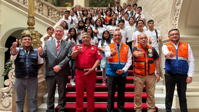 La Municipalidad de Lima inauguró el primer Curso de Brigadistas Comunitarios Juniors 2023 con el objetivo de fortalecer las capacidades en materia de Gestión del Riesgo de desastres.