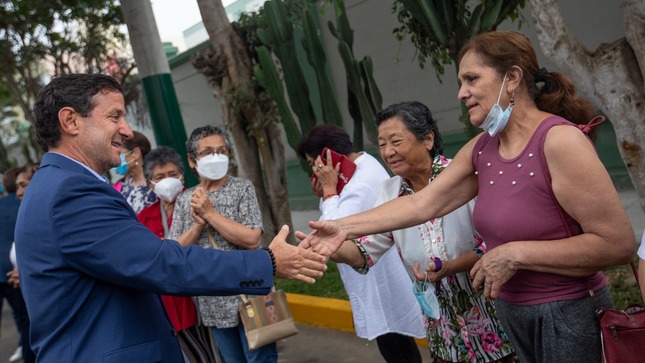 Municipalidad de Lima hace entrega de primera obra del año