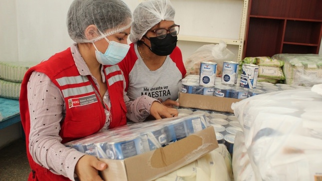 PiuraSupervisiónCocinasAlmacenes.jpg