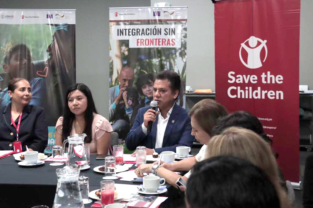 Alcaldes y funcionarios reconocen la necesidad de trabajar a favor de la niñez migrante a nivel local en el Perú